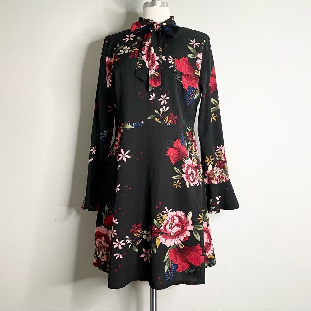 ACEVOG Long Sleeve Floral Dress
